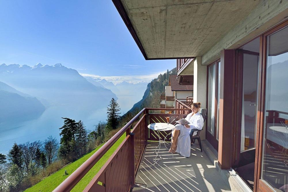 Hotel Und Naturhaus Bellevue Seelisberg Bagian luar foto