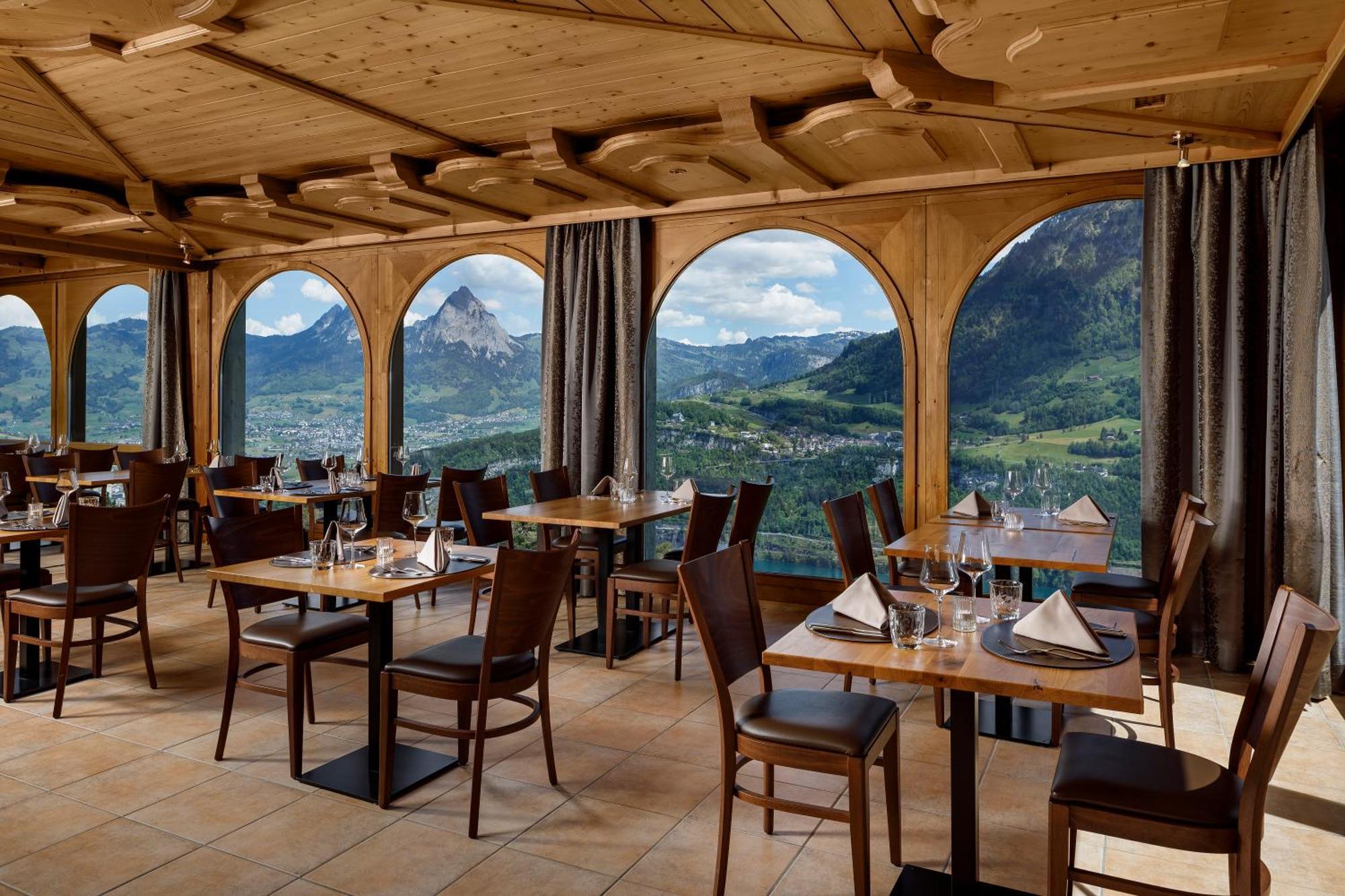 Hotel Und Naturhaus Bellevue Seelisberg Bagian luar foto