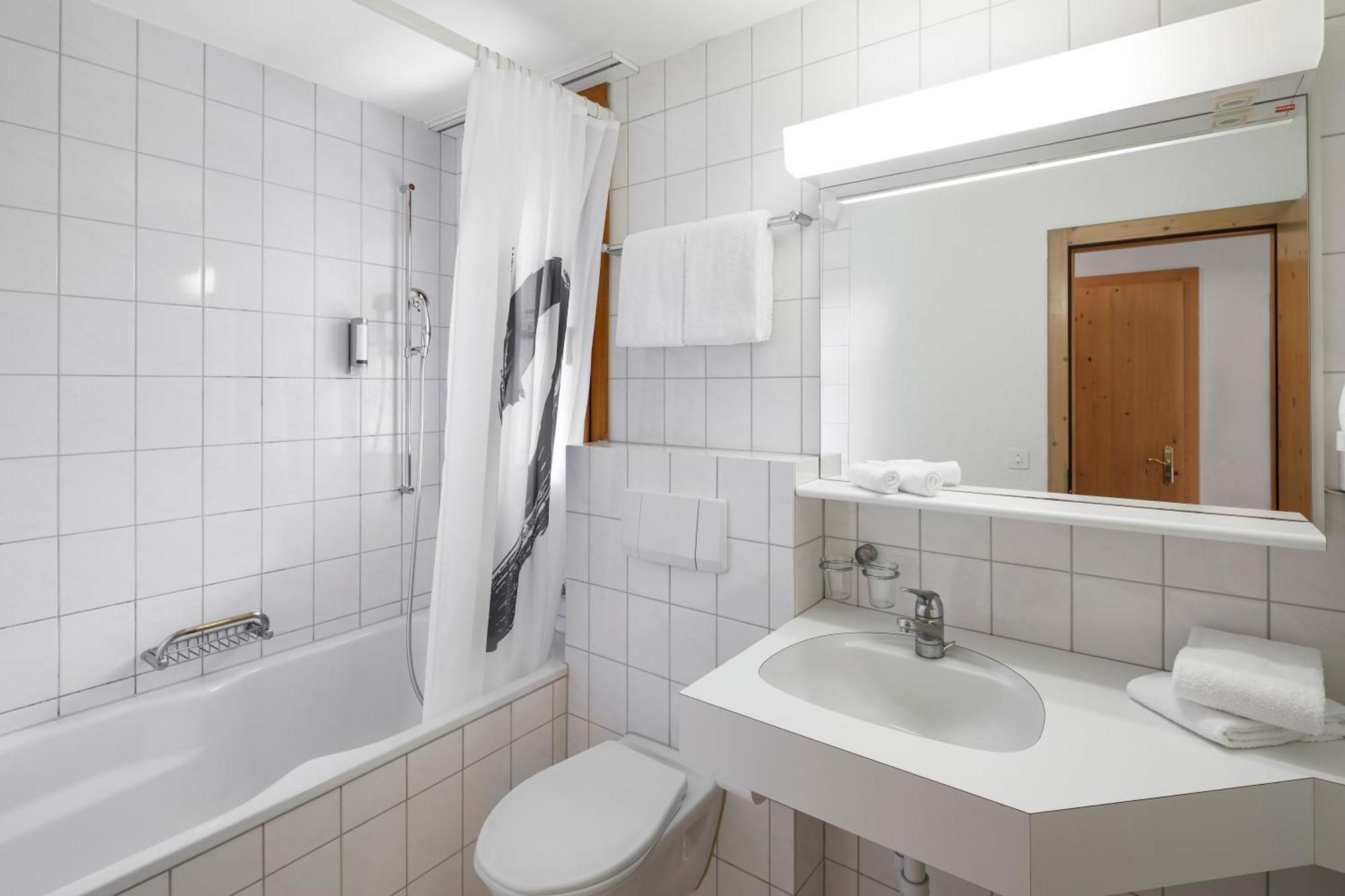 Hotel Und Naturhaus Bellevue Seelisberg Bagian luar foto